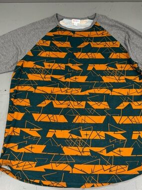 LuLaRoe Women's Randy Raglan Jersey in green and gold with Grey Sleeves size 2XL